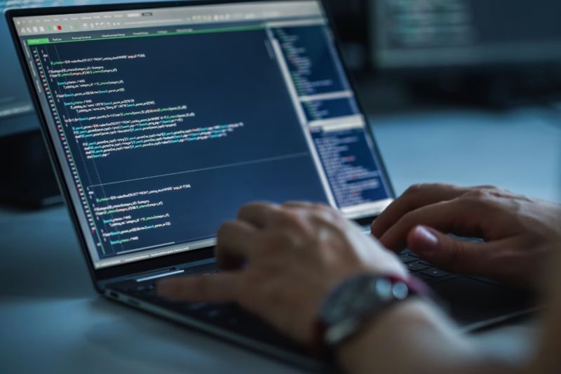 武侯区软件定制开发:PHP与Node.js,后端解决方案的优势博弈